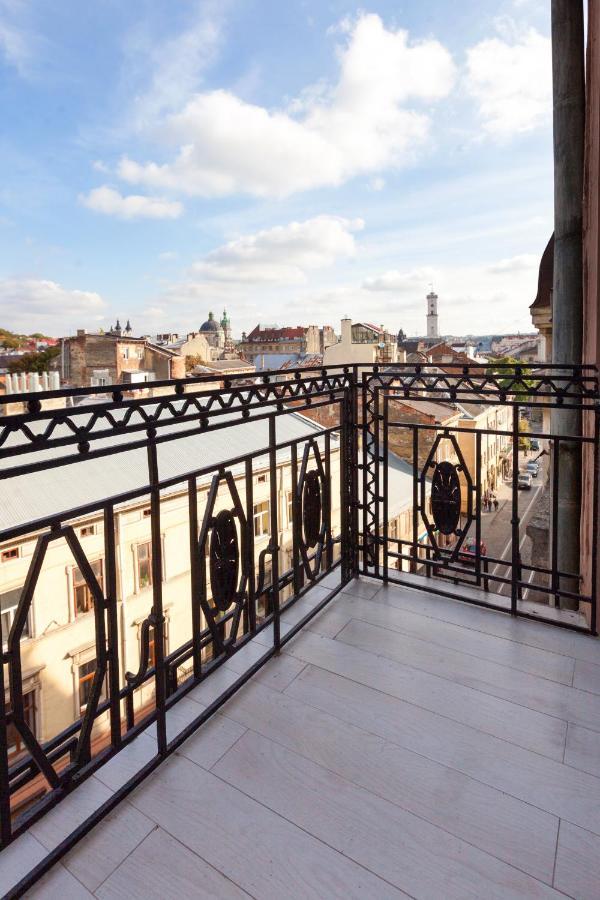 Leogrand Apartments On Khmelnytskoho 11 Lwów Zewnętrze zdjęcie
