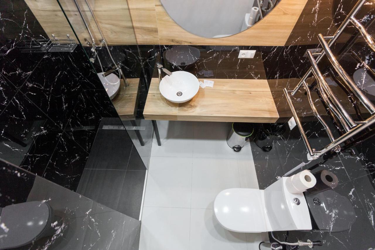 Leogrand Apartments On Khmelnytskoho 11 Lwów Zewnętrze zdjęcie