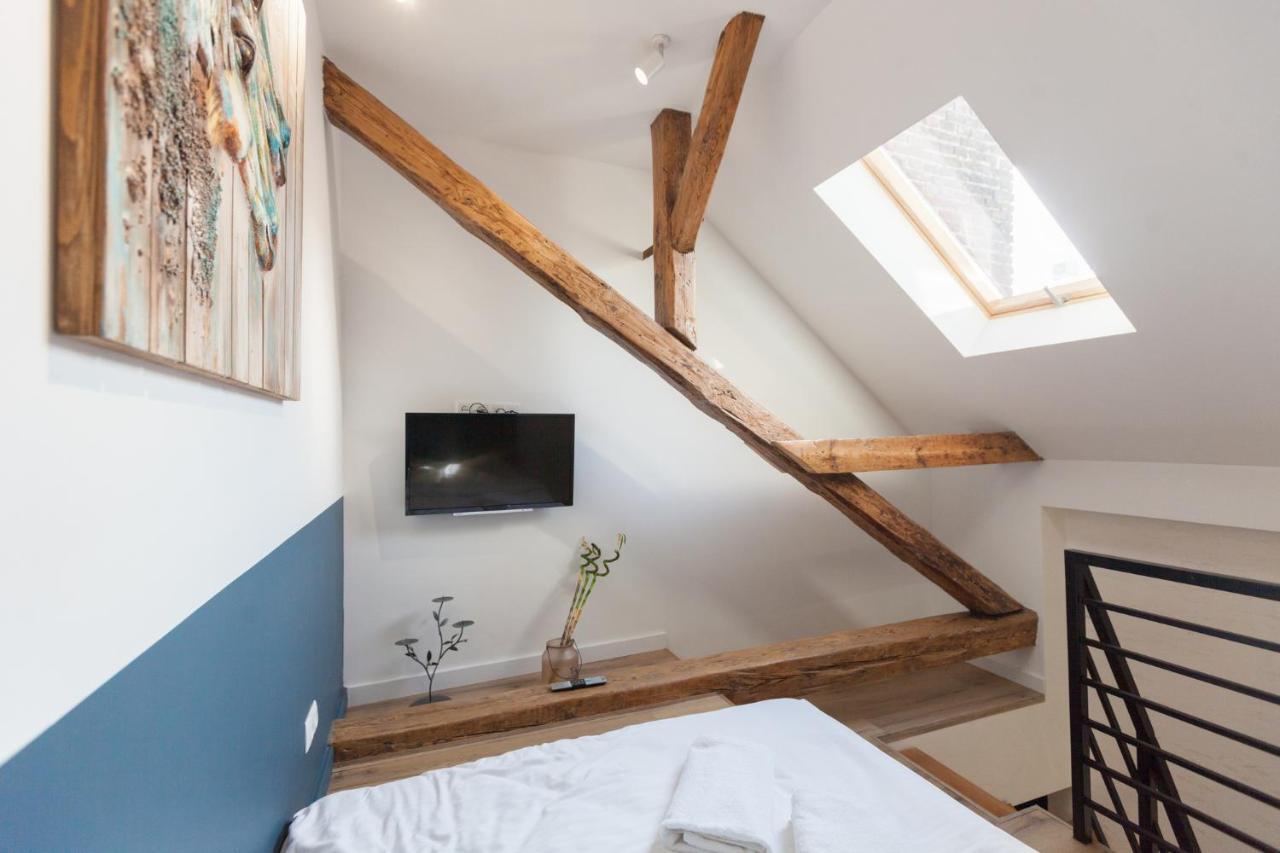 Leogrand Apartments On Khmelnytskoho 11 Lwów Zewnętrze zdjęcie