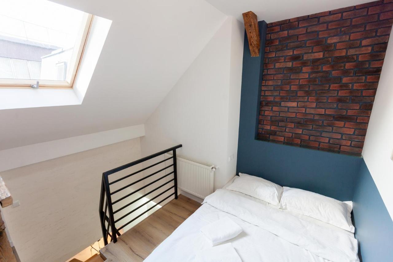 Leogrand Apartments On Khmelnytskoho 11 Lwów Zewnętrze zdjęcie